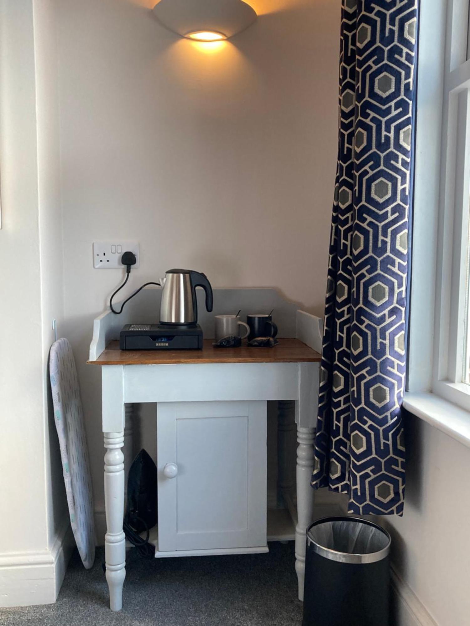 Crick Cottage Rooms Bagian luar foto